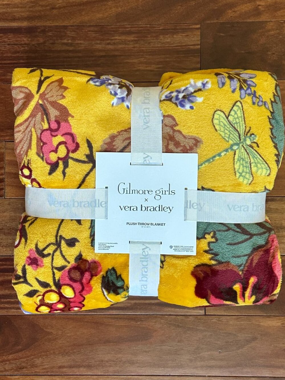 VERA BRADLEY X GILMORE GIRLS PLUSH THROW BLANKET:NWT GILMORE GIRLS AUTUMN
